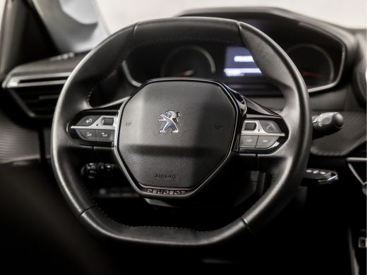 Peugeot 208 1.2 PureTech Sport (APPLE CARPLAY, GROOT NAVI, LM VELGEN, SPORTSTOELEN, CRUISE, PARKEERSENSOREN, ... ActivLease financial lease