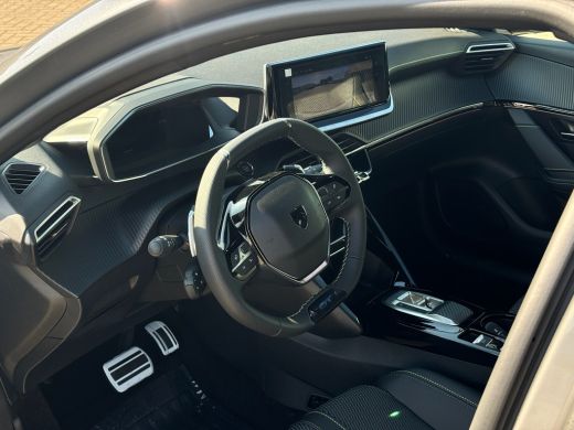Peugeot 208 Hybrid 100 e-DCS6 GT 360 °C Camera | Full screen Navi | Airco Auto | Adaptieve Cruise control | A... ActivLease financial lease
