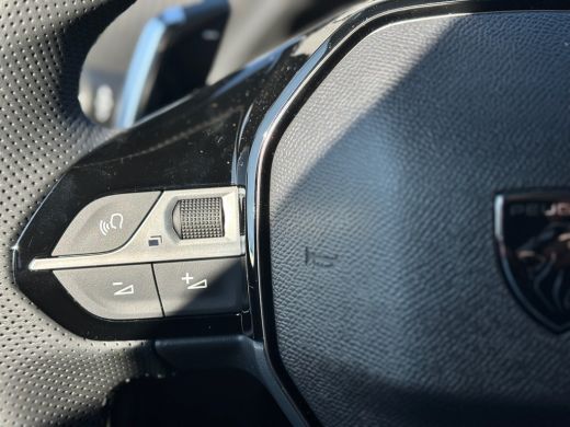Peugeot 208 Hybrid 100 e-DCS6 GT 360 °C Camera | Full screen Navi | Airco Auto | Adaptieve Cruise control | A... ActivLease financial lease