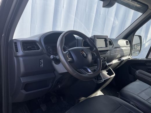 Renault Master 3-Pers 2.3 dCi 150pk L3H2 Energy Euro6 Nav/Cam Trekhaak Lang Hoog T35 ActivLease financial lease