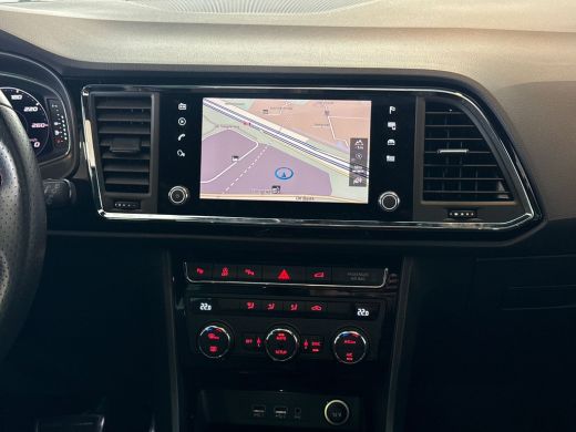 Seat Ateca 1.5 150pk TSI FR Business Intense / Upgrade Tech & Music / Top View Camera / Panoramisch schuif/ ... ActivLease financial lease
