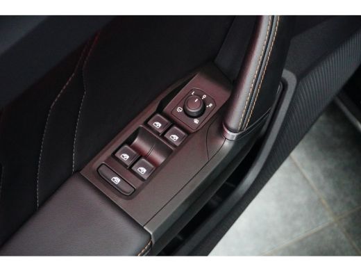 Seat Formentor 1.4 e-Hybrid VZ 245PK Performance | TREKHAAK | CAMERA | NAVIGATIE | AUTO A. KLEP ActivLease financial lease