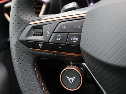 Seat Leon 1.5 TSI e-Hybrid VZ Performance 272PK DSG matrix led, schuif-kanteldak, achteruitrijcamera, stuur... ActivLease financial lease