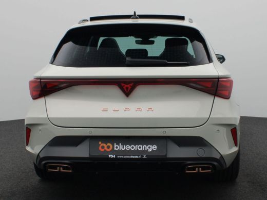 Seat Leon Sportstourer 1.5 TSI e-Hybrid VZ Performance 272 PK DSG matrix led, schuif-kanteldak, achteruitrijcamera, stuu... ActivLease financial lease