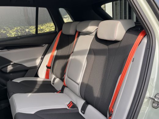 Skoda Elroq 85 Business Edition | trekhaak | Upgrade Plus pakket - Advanced | 21 Inch | ActivLease financial lease