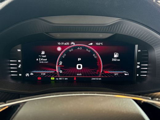 Skoda Kodiaq 1.5 150pk TSI Sportline Business / Achteruitrijcamera / Verwarmbare vóórruit / Panoramadak / Lede... ActivLease financial lease