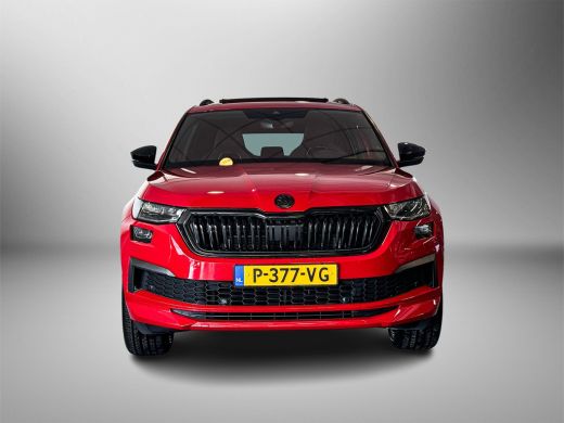 Skoda Kodiaq 1.5 150pk TSI Sportline Business / Achteruitrijcamera / Verwarmbare vóórruit / Panoramadak / Lede... ActivLease financial lease