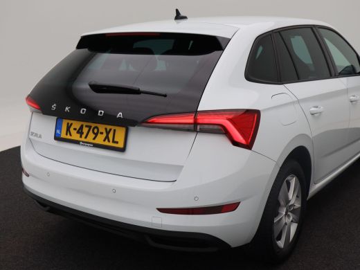 Skoda Scala 1.0 TSi 110 Pk Automaat Sport Business | Full LED | Navigatie | Privacy Glass | Sportstoelen | 16... ActivLease financial lease