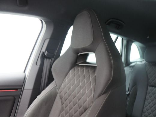 Skoda Scala 1.0 TSi 110 Pk Automaat Sport Business | Full LED | Navigatie | Privacy Glass | Sportstoelen | 16... ActivLease financial lease