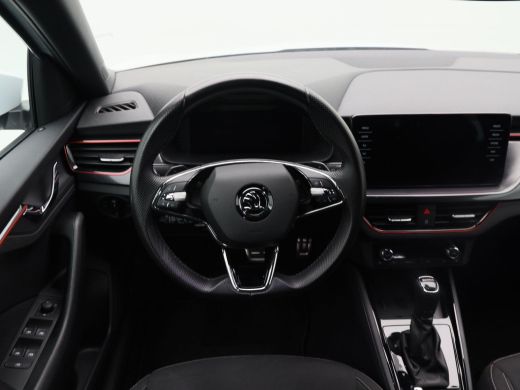 Skoda Scala 1.0 TSi 110 Pk Automaat Sport Business | Full LED | Navigatie | Privacy Glass | Sportstoelen | 16... ActivLease financial lease