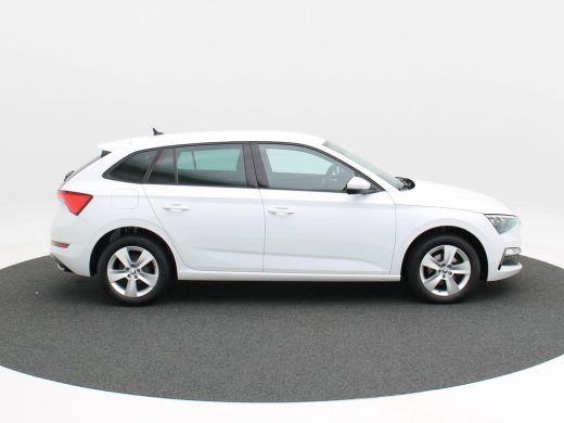 Skoda Scala 1.0 TSi 110 Pk Automaat Sport Business | Full LED | Navigatie | Privacy Glass | Sportstoelen | 16... ActivLease financial lease