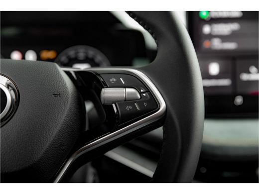Skoda Superb ŠKODA First Edition | Achteruitrijcamera | Climatronic, elektronische airconditioning met 3 klima... ActivLease financial lease