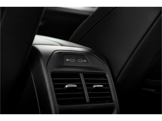 Skoda Superb ŠKODA First Edition | Achteruitrijcamera | Climatronic, elektronische airconditioning met 3 klima... ActivLease financial lease