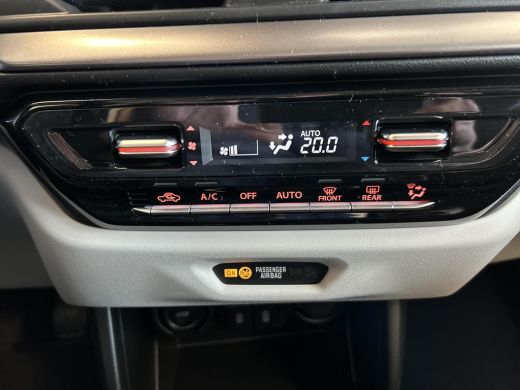 Suzuki Swift 1.2 Style Smart Hybrid ActivLease financial lease