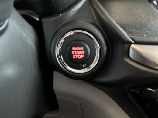 Suzuki Swift 1.2 Style Smart Hybrid ActivLease financial lease