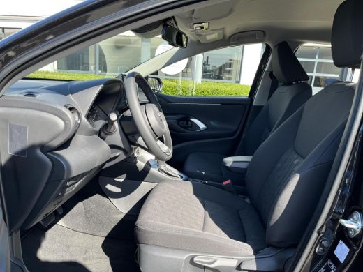 Toyota Yaris 1.5 Hybrid 115 Comfort ActivLease financial lease