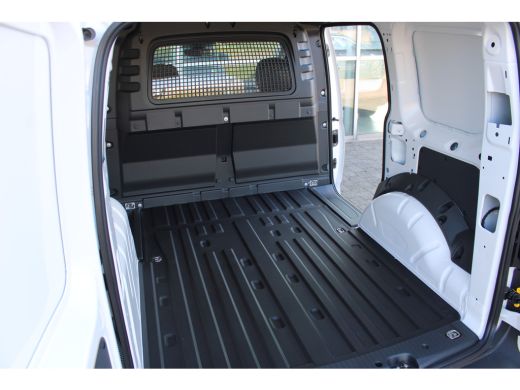Volkswagen Caddy | BPM VRIJ | Comfort | 102 PK | Handgeschakeld | Trekhaak | Digitaal Dashboard | Kunststof Laadvl... ActivLease financial lease
