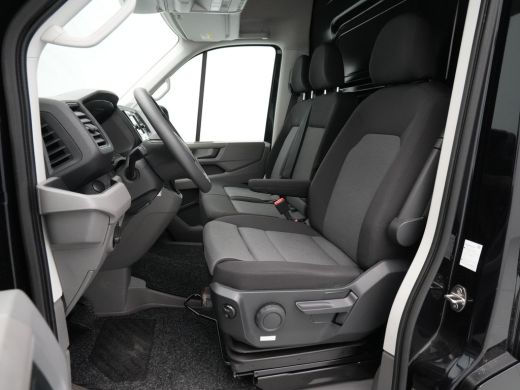 Volkswagen Crafter 35 2.0 TDI L3H3 Highline EURO VI Navi via App Camera Trekhaak Voorruitverwarming ActivLease financial lease