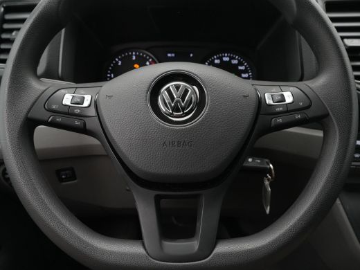 Volkswagen Crafter 35 2.0 TDI L3H3 Highline EURO VI Navi via App Camera Trekhaak Voorruitverwarming ActivLease financial lease
