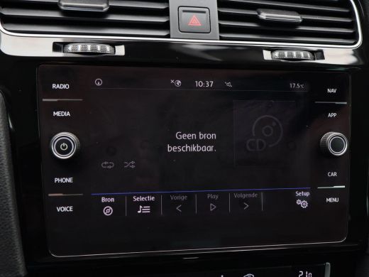 Volkswagen GOLF Variant 1.5 TSi 130 Pk Automaat Highline | Navigatie | Trekhaak | 17 Inch | Virtual Dashboard | Adaptive ... ActivLease financial lease