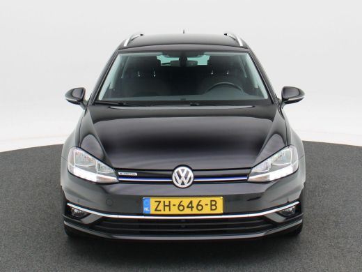 Volkswagen GOLF Variant 1.5 TSi 130 Pk Automaat Highline | Navigatie | Trekhaak | 17 Inch | Virtual Dashboard | Adaptive ... ActivLease financial lease