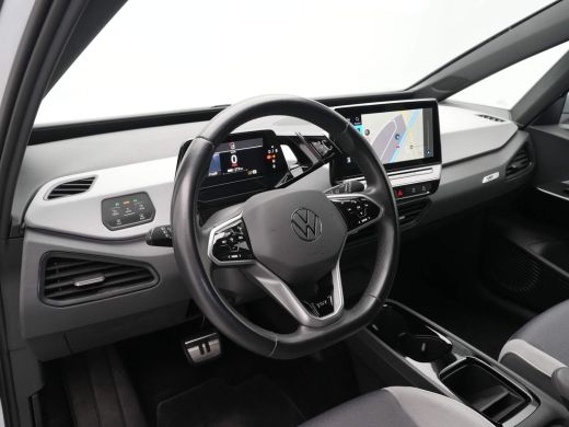 Volkswagen ID.3 First Plus 58 kWh 204pk Navigatie Camera Acc Lm Velgen Demo JP ActivLease financial lease
