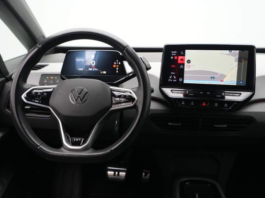 Volkswagen ID.3 First Plus 58 kWh 204pk Navigatie Camera Acc Lm Velgen Demo JP ActivLease financial lease