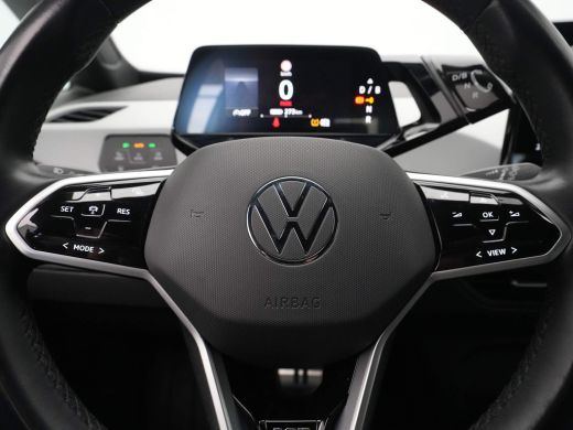 Volkswagen ID.3 First Plus 58 kWh 204pk Navigatie Camera Acc Lm Velgen Demo JP ActivLease financial lease