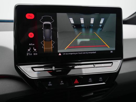 Volkswagen ID.3 First Plus 58 kWh 204pk Navigatie Camera Acc Lm Velgen Demo JP ActivLease financial lease