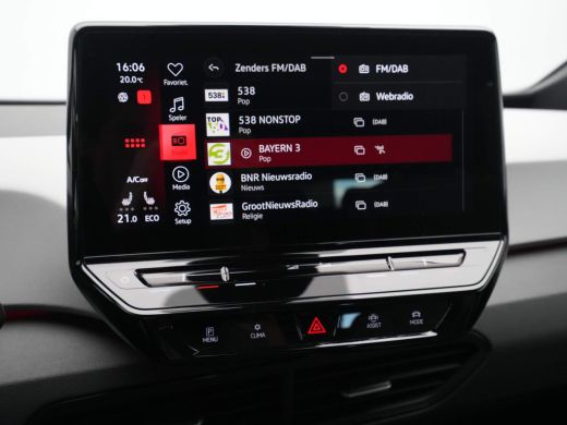 Volkswagen ID.3 First Plus 58 kWh 204pk Navigatie Camera Acc Lm Velgen Demo JP ActivLease financial lease