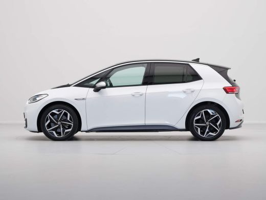 Volkswagen ID.3 First Plus 58 kWh 204pk Navigatie Camera Acc Lm Velgen Demo JP ActivLease financial lease