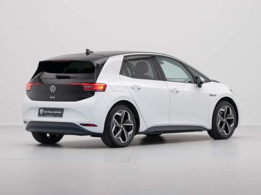 Volkswagen ID.3 First Plus 58 kWh 204pk Navigatie Camera Acc Lm Velgen Demo JP ActivLease financial lease