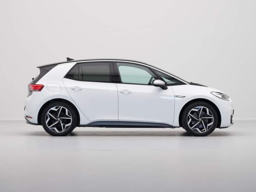 Volkswagen ID.3 First Plus 58 kWh 204pk Navigatie Camera Acc Lm Velgen Demo JP ActivLease financial lease