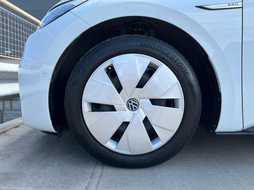 Volkswagen ID.3 Pro Edition Advantage 58 kWh | LED verlichting | ACC | Navigatie | Apple Carplay | ActivLease financial lease