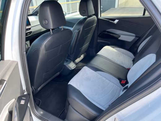 Volkswagen ID.3 Pro Edition Advantage 58 kWh | LED verlichting | ACC | Navigatie | Apple Carplay | ActivLease financial lease