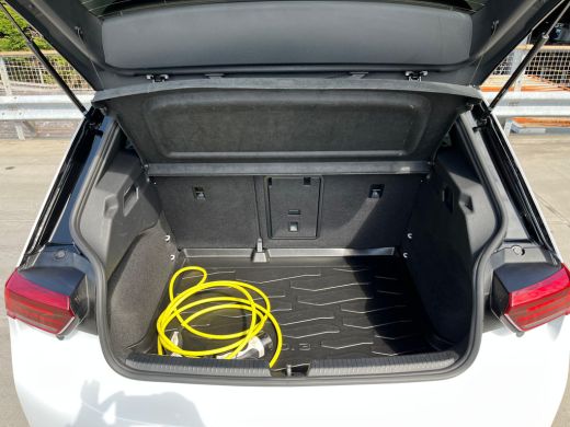 Volkswagen ID.3 Pro Edition Advantage 58 kWh | LED verlichting | ACC | Navigatie | Apple Carplay | ActivLease financial lease