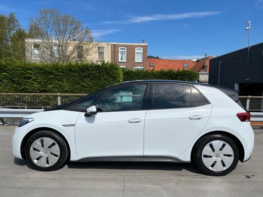 Volkswagen ID.3 Pro Edition Advantage 58 kWh | LED verlichting | ACC | Navigatie | Apple Carplay | ActivLease financial lease