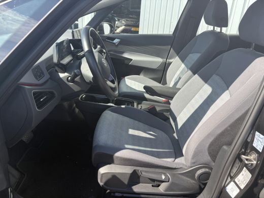 Volkswagen ID.3 Pure 45 kWh 150PK | Stoel+Stuurwiel Verwarming | App Connect | Navigatie | PDC V+A | LED Koplampe... ActivLease financial lease