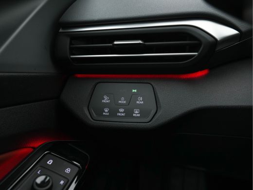 Volkswagen ID.4 Max 77 kWh 1ST-Pack [ 3-Fase ] (INCL-BTW) *PANO | HEAT-PUMP | HEAD-UP | NAVI-FULLMAP | LEATHER-AL... ActivLease financial lease