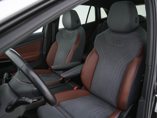 Volkswagen ID.4 Max 77 kWh 1ST-Pack [ 3-Fase ] (INCL-BTW) *PANO | HEAT-PUMP | HEAD-UP | NAVI-FULLMAP | LEATHER-AL... ActivLease financial lease