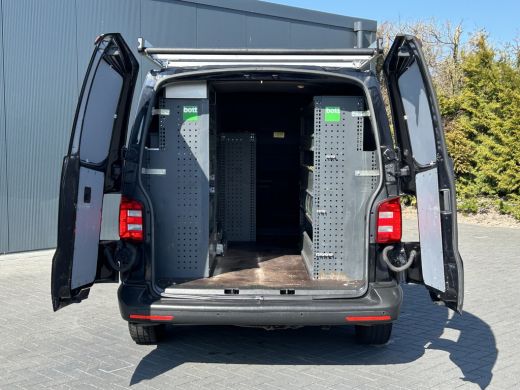 Volkswagen Transporter 2.0 TDI 102 PK / L2H1 / 1e EIG. / BOTT INRICHTING / IMPERIAAL / AIRCO / CRUISE / NAVI ActivLease financial lease