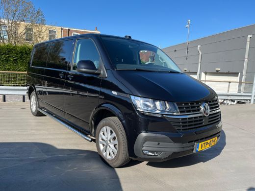 Volkswagen Transporter 2.0 TDI L2H3 28 Highline | Navigatie | Cruise Control | Trekhaak | Side Bars | Apple Carplay | ActivLease financial lease