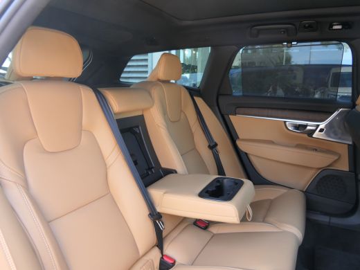 Volvo  V90 T8 Plug-in hybrid AWD Ultra Executive Edition | Bowers&Wilkins | Luchtvering | Massage | Gevenitl... ActivLease financial lease