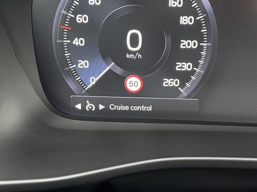 Volvo  XC40 Volvo 1.5 T4 Recharge Inscription | Achteruitrijcamera | Elektrisch glazen panorama-dak | Grootli... ActivLease financial lease
