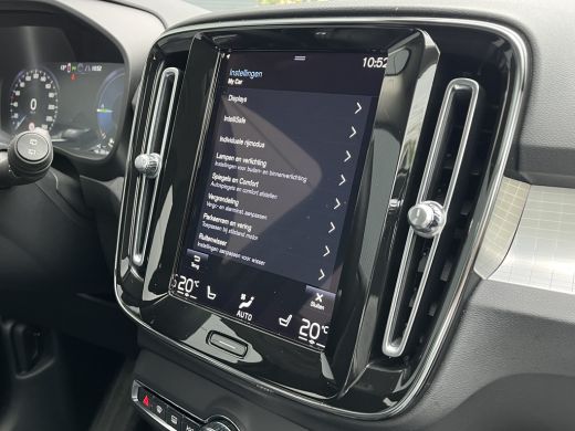 Volvo  XC40 Volvo 1.5 T4 Recharge Inscription | Achteruitrijcamera | Elektrisch glazen panorama-dak | Grootli... ActivLease financial lease