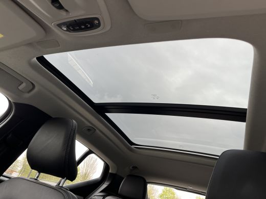 Volvo  XC40 Volvo 1.5 T4 Recharge Inscription | Achteruitrijcamera | Elektrisch glazen panorama-dak | Grootli... ActivLease financial lease