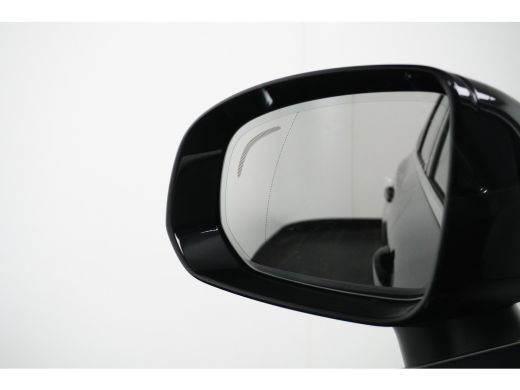 Volvo  XC60 T6 AWD Plus Bright | Adaptive Cruise | Panoramadak | Memory | Camera | Trekhaak | BLIS ActivLease financial lease