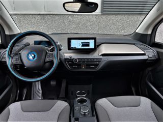 BMW i3 120Ah 42 kWh/Sportpakket/Adaptive/Carplay/W-pomp/3-fase/Camera/20"