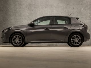 Peugeot 208 1.2 PureTech Sport (APPLE CARPLAY, GROOT NAVI, LM VELGEN, SPORTSTOELEN, CRUISE, PARKEERSENSOREN, ...