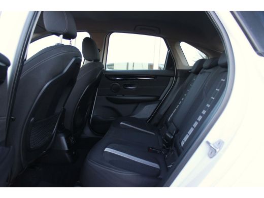 BMW 2 Serie Active Tourer 216i F45 Executive Sport-Line | NL auto | 2e eigenaar | 17 inch | LED | Navi | PDC ... ActivLease financial lease
